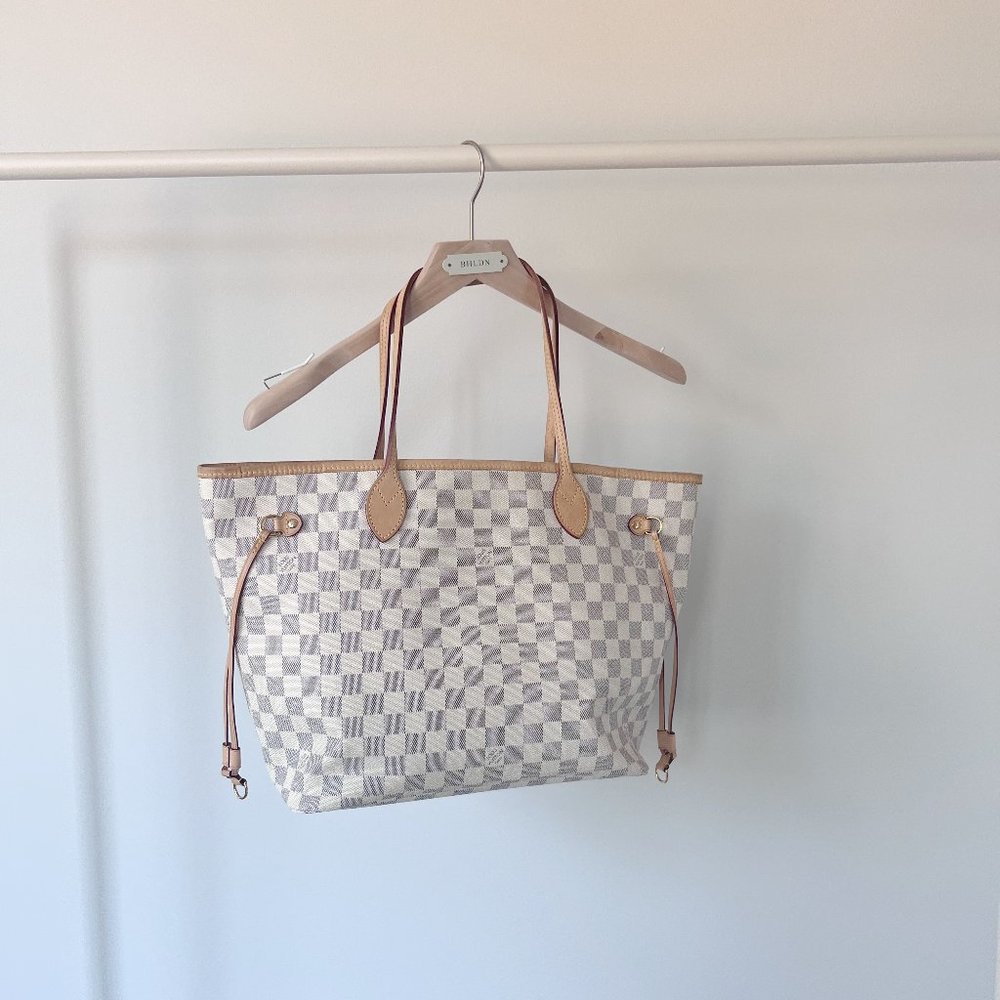 LOUIS VUITTON Damier Azur Neverfull MM In White